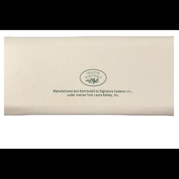 Laura Ashley Accessories Laura Ashley Eyeglass Case With Cleaning Cloth Poshmark